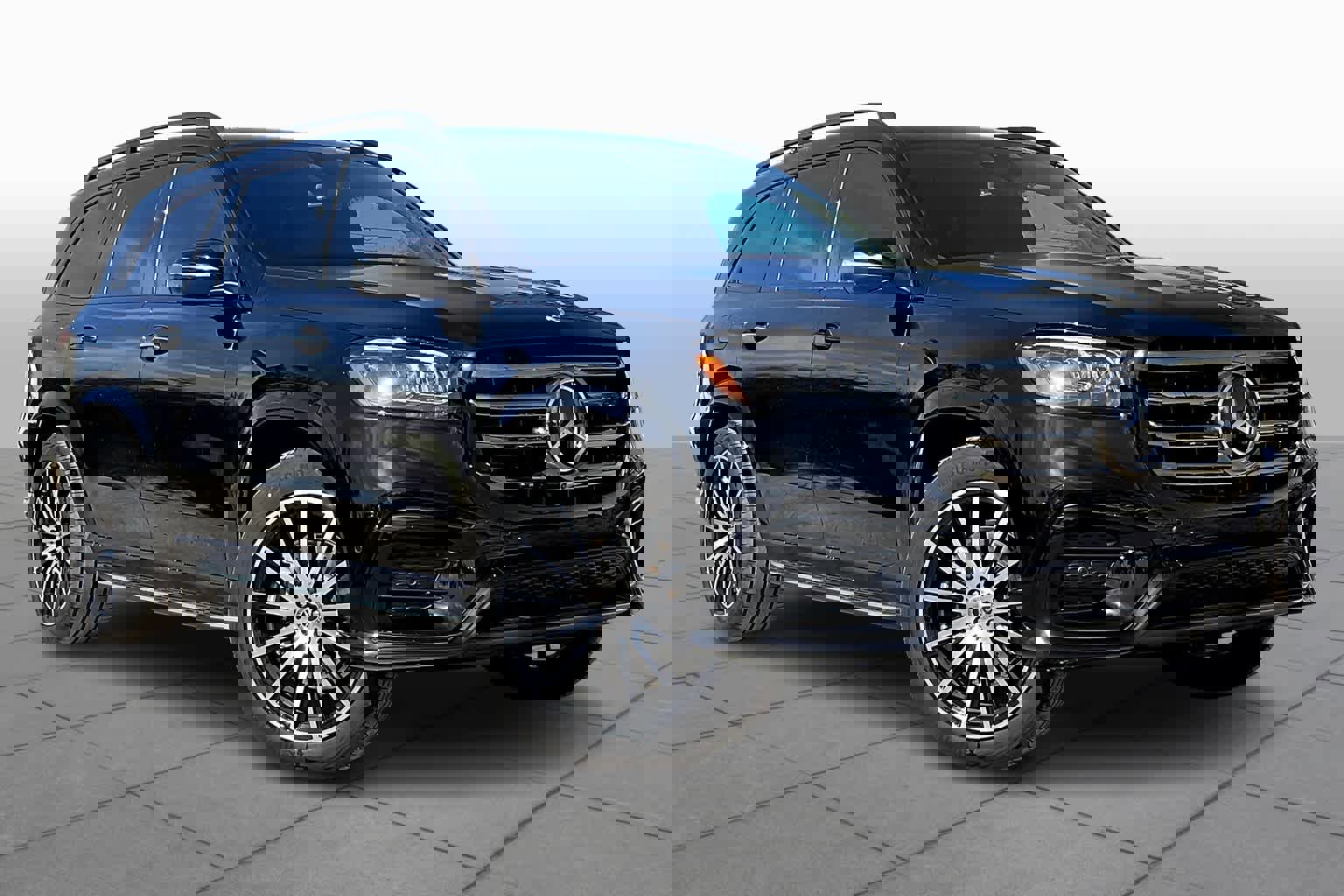 2025 Mercedes Benz GLS 450 4MATIC photo 27