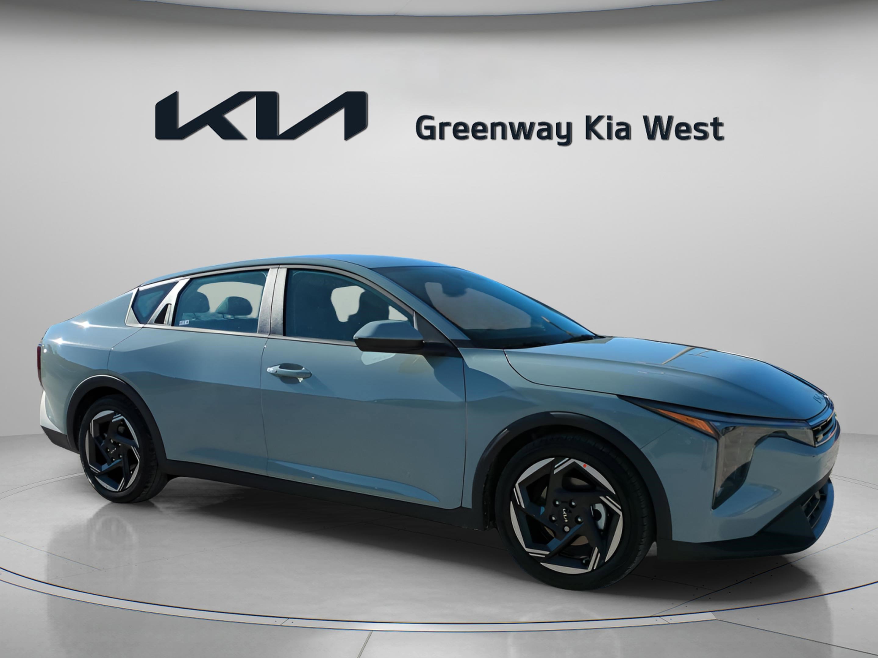 2025 Kia K4 EX's photo