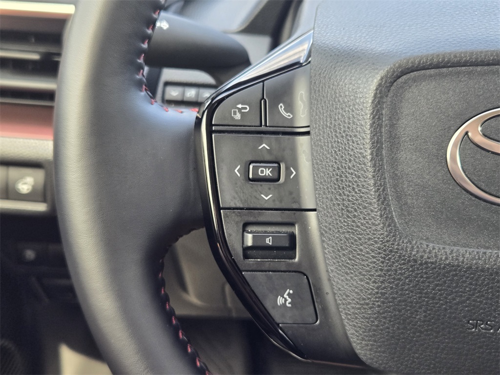 2024 Toyota Prius Prime SE photo 27