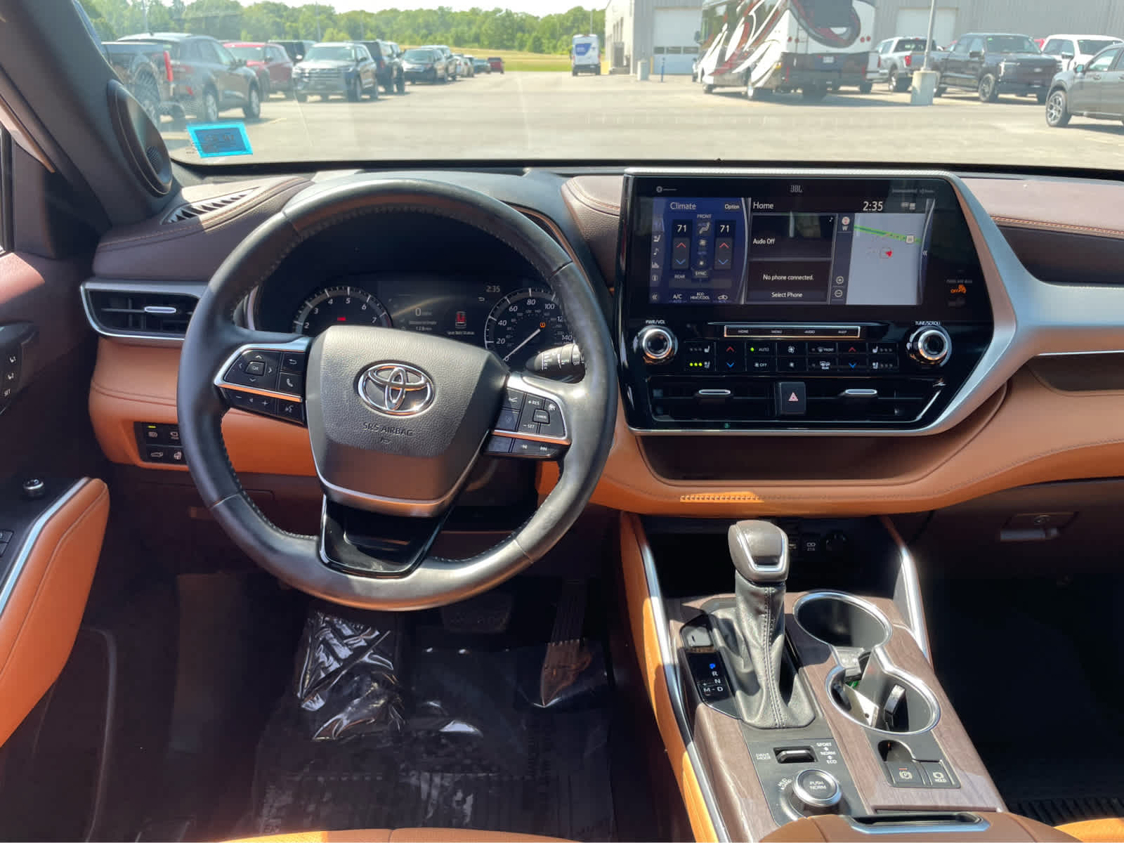 2021 Toyota Highlander Platinum photo 15