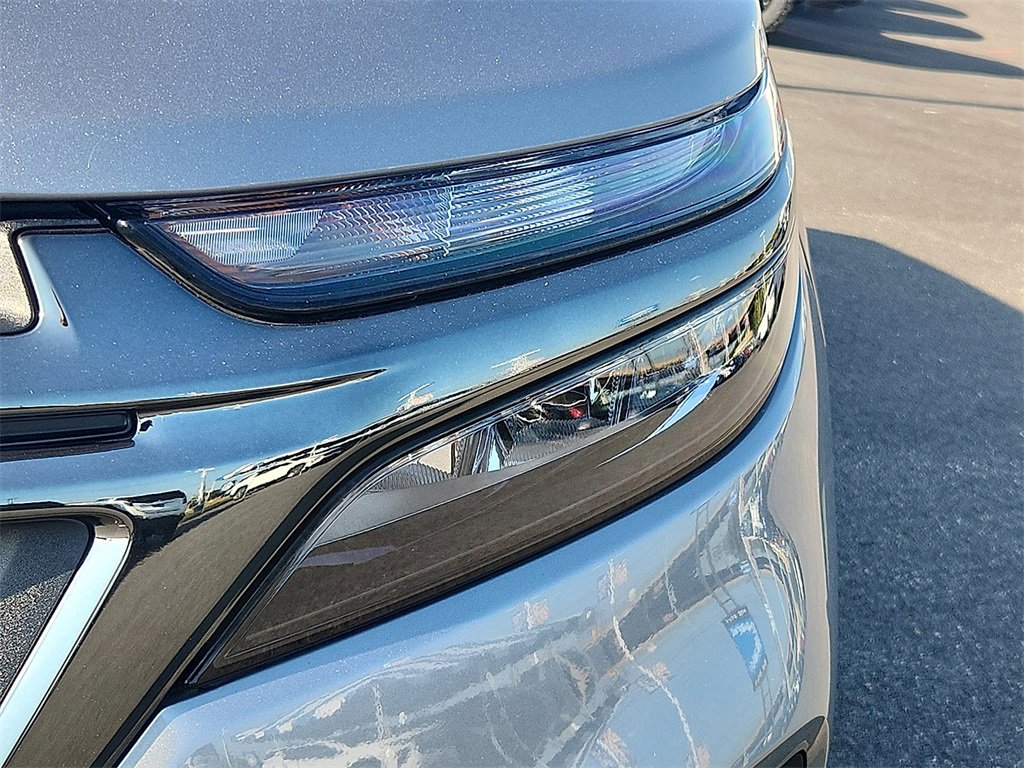 2024 Chevrolet Equinox LS photo 8