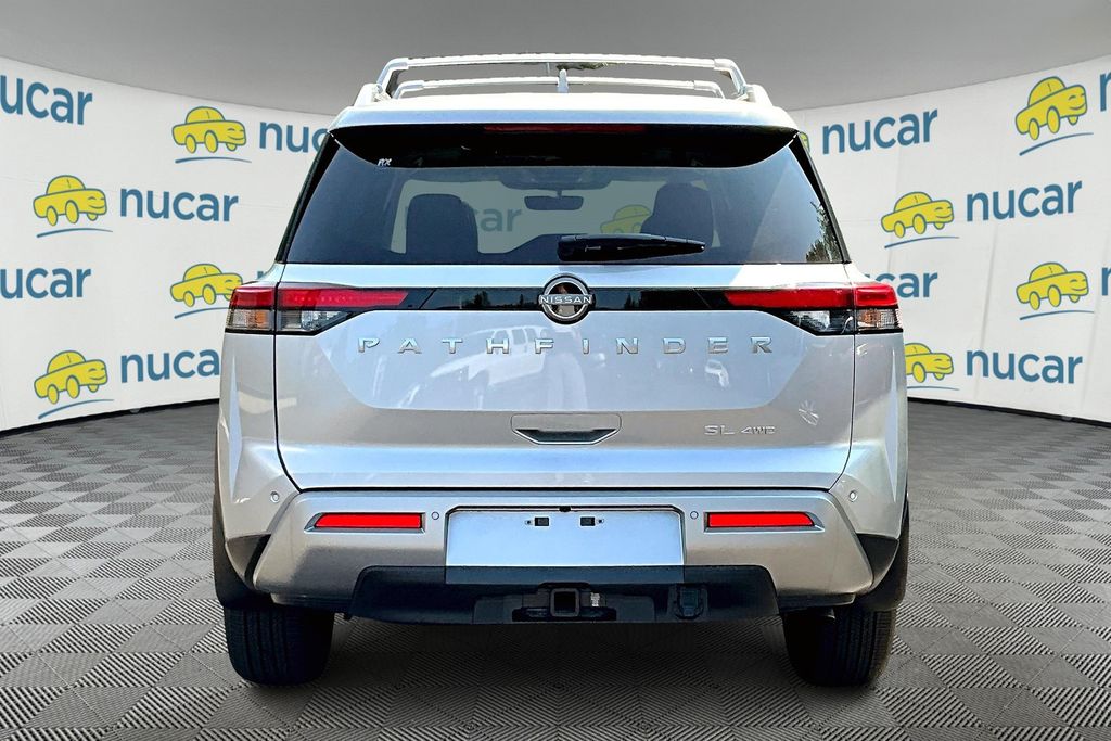 2025 Nissan Pathfinder SL photo 2