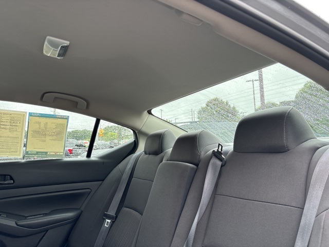 2024 Nissan Altima 2.5 S photo 27