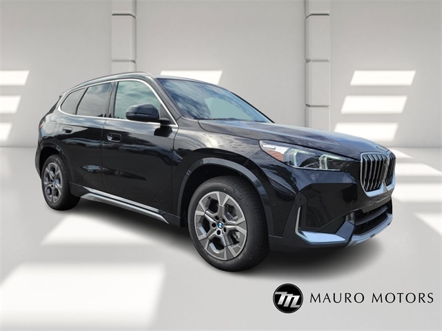 2026 BMW X1 28i's photo
