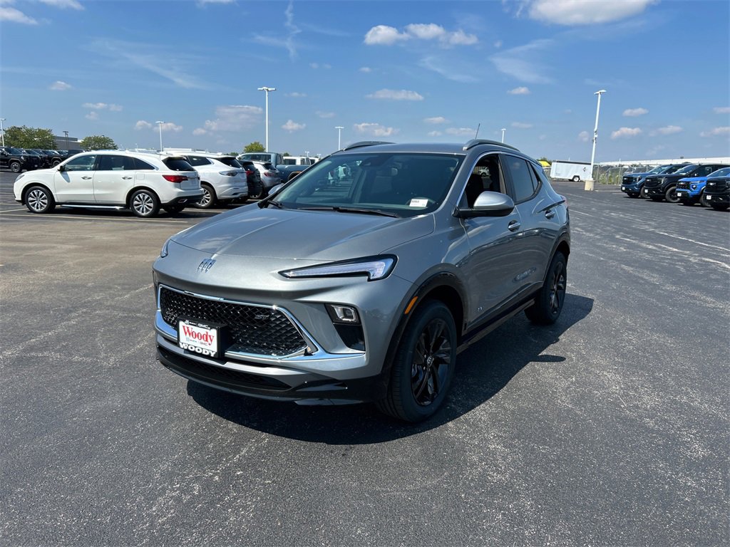 2026 Buick Encore GX Sport Touring photo 3
