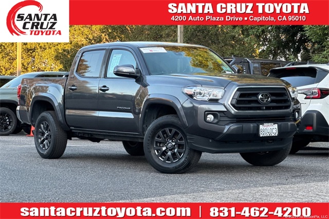 2021 Toyota Tacoma SR5's photo
