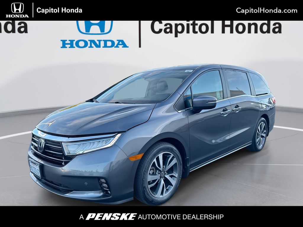 2023 Honda Odyssey Touring's photo