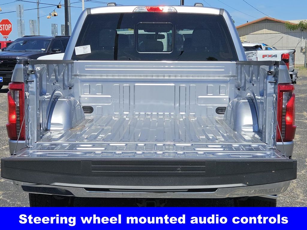 2025 Ford F-150 XLT photo 11