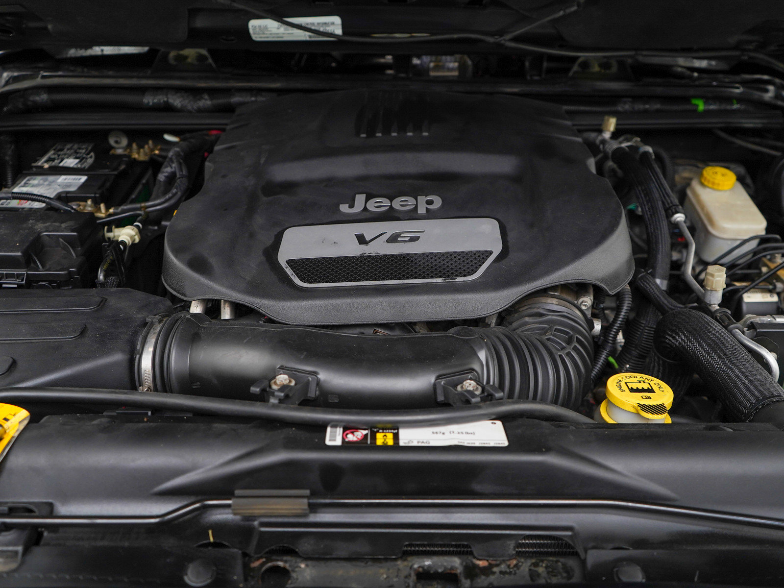 2016 Jeep Wrangler Sahara Sport photo 23