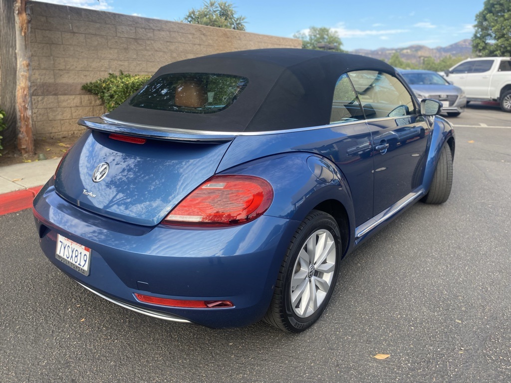 2017 Volkswagen Beetle 1.8T S photo 7