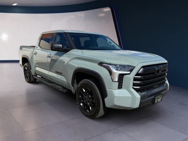 2024 Toyota Tundra SR5 CrewMax photo 6