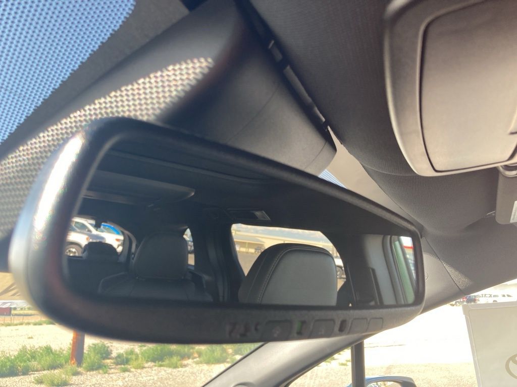 2025 Toyota Sienna Woodland Edition photo 20