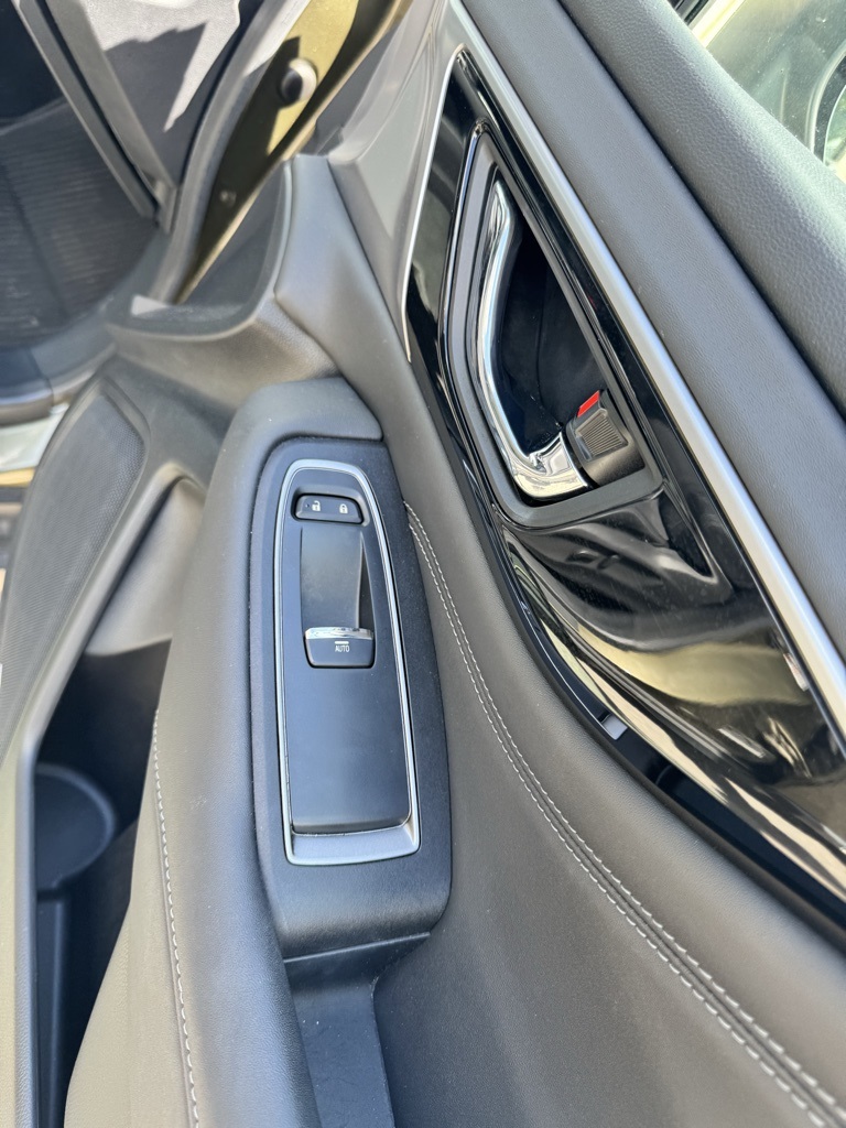 2020 Subaru Outback Limited photo 10