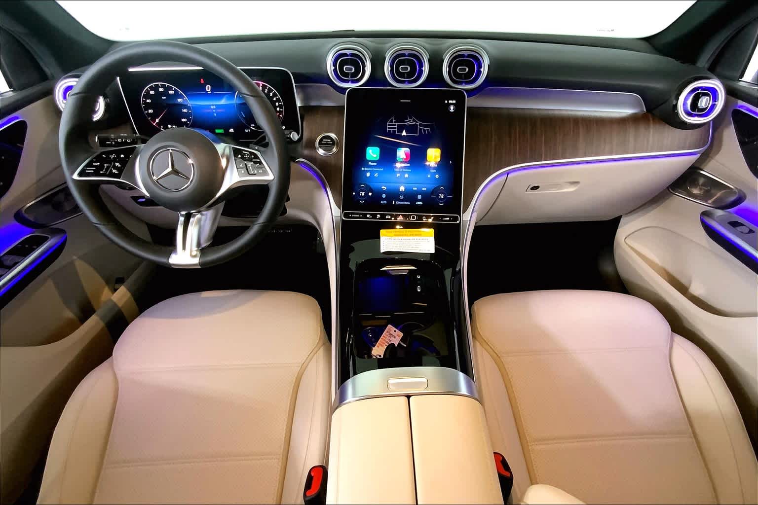 2025 Mercedes Benz GLC 350e 4MATIC photo 7
