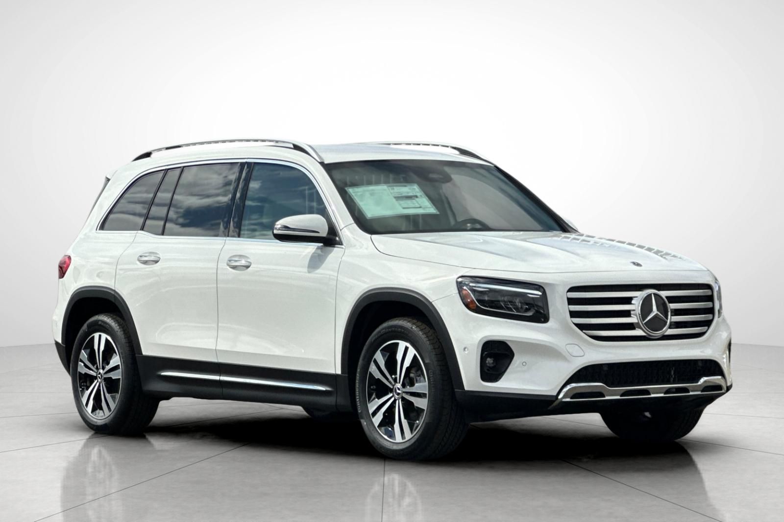 2025 Mercedes Benz GLB 250 photo 25