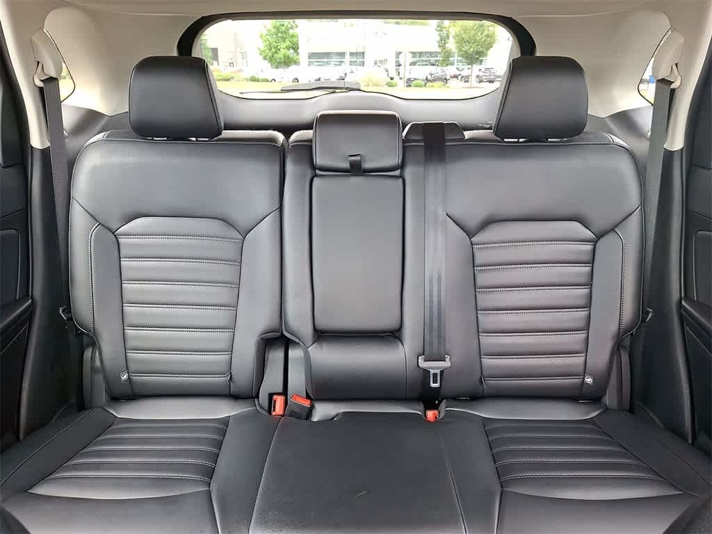 2022 Ford Edge SEL photo 10
