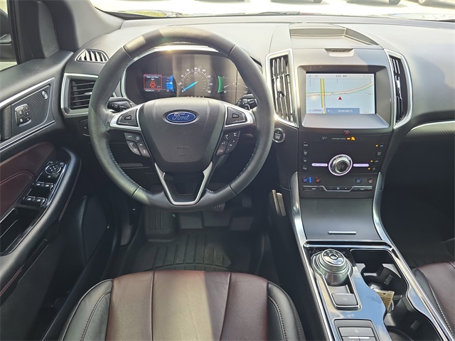 2020 Ford Edge Titanium photo 11