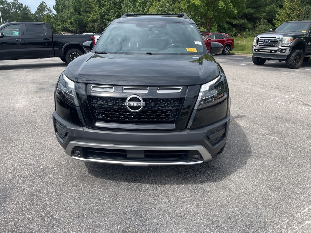 2024 Nissan Pathfinder Rock Creek photo 2