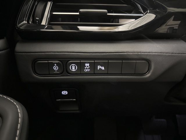 2025 Acura MDX Technology photo 23