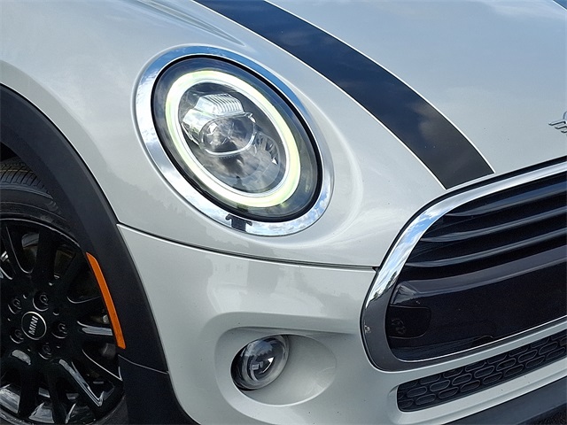 2021 Mini Cooper 4 Door Hardtop Signature photo 4