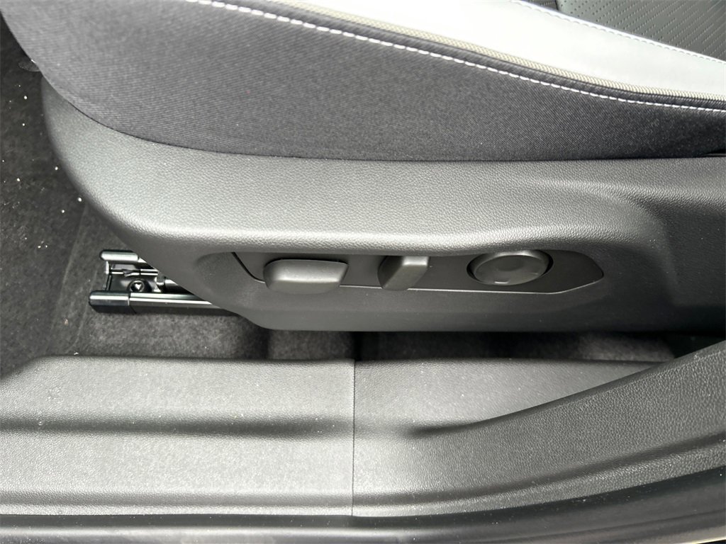 2025 BUICK ENVISION - Image 16