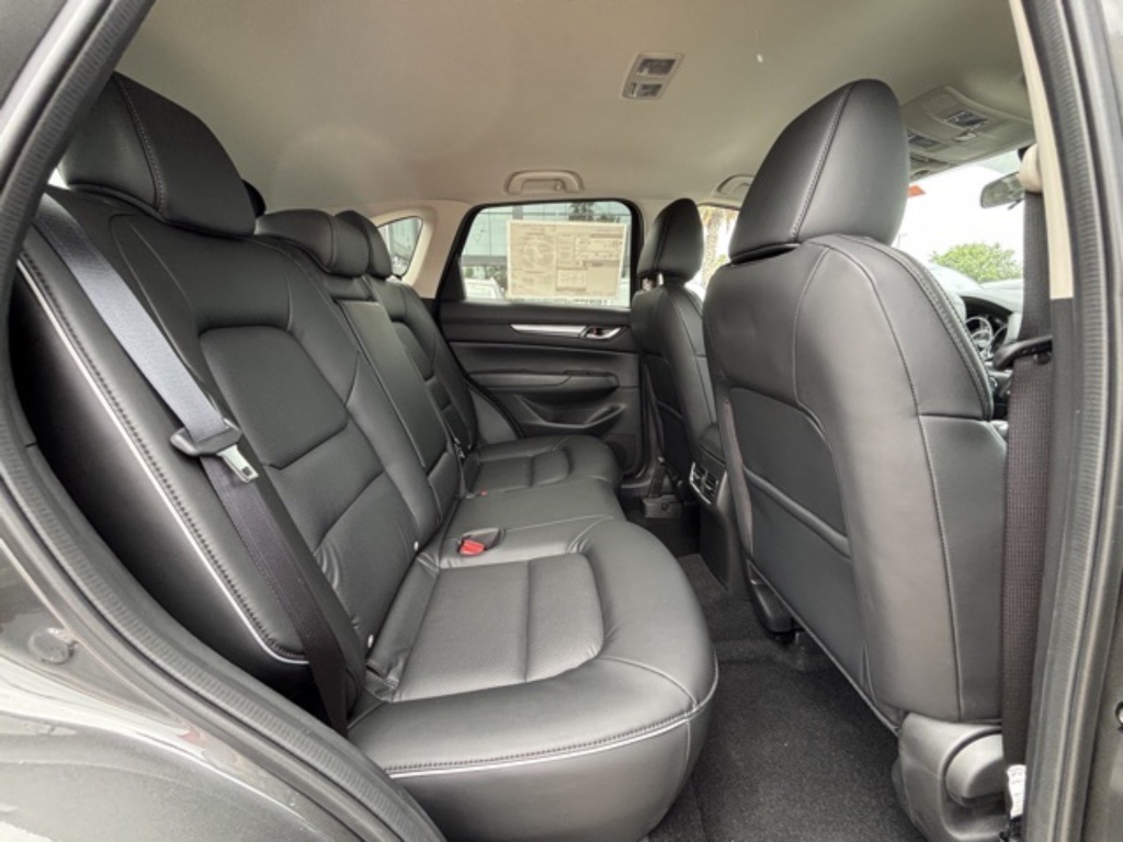 2025 Mazda CX-5 2.5 Select photo 19