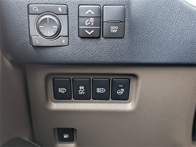 2023 Lexus GX 460 Premium photo 17