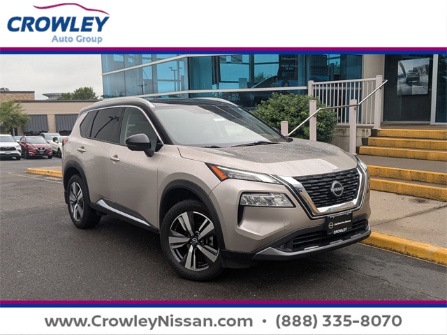 2022 Nissan Rogue SL's photo