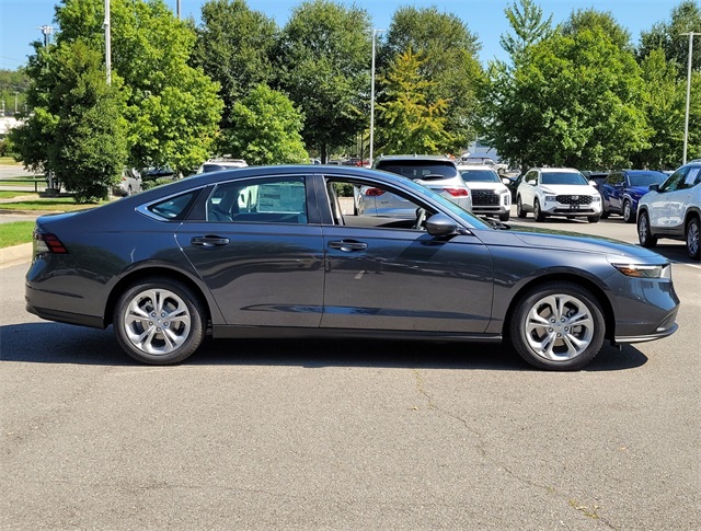 2025 Honda Accord LX photo 2