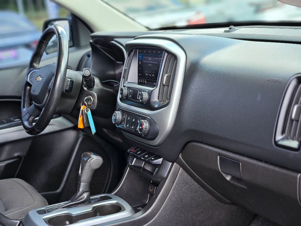 2020 Chevrolet Colorado LT photo 11