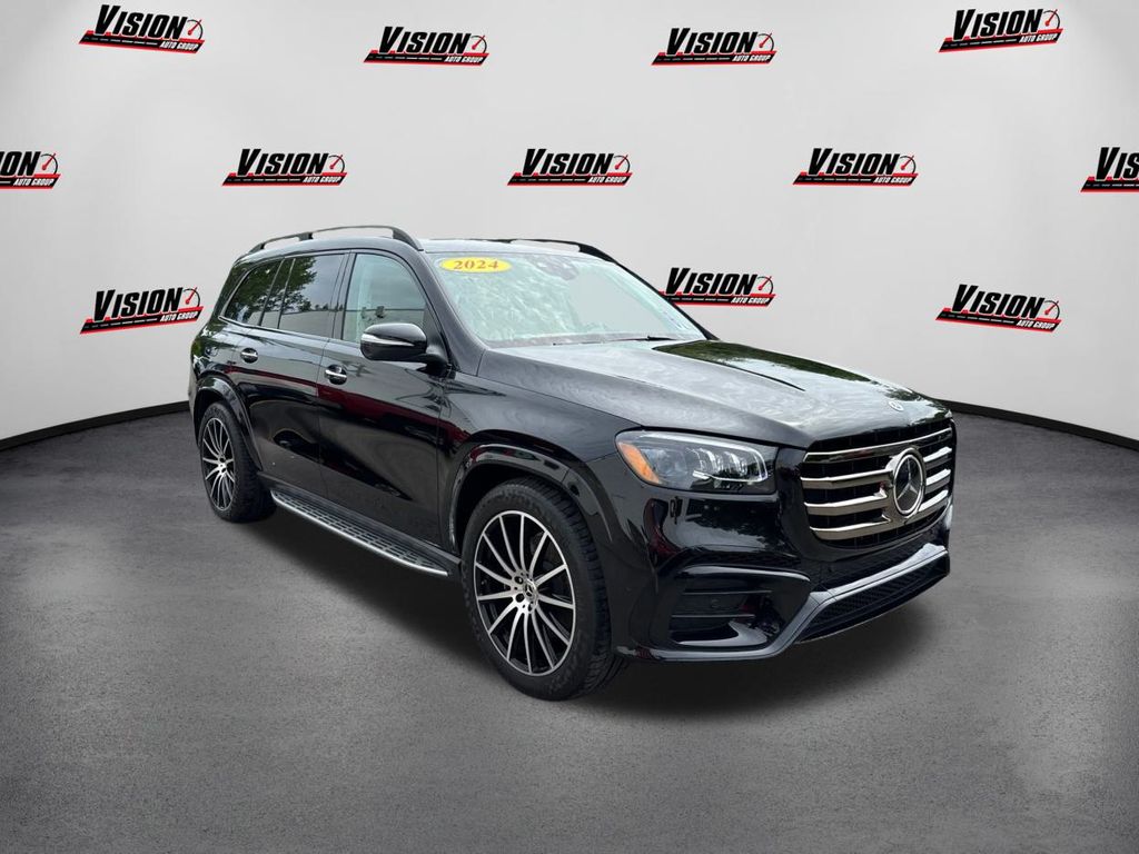 2024 Mercedes Benz GLS 580 photo 2
