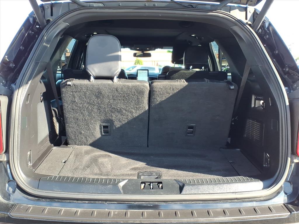 2020 Ford Explorer ST photo 4