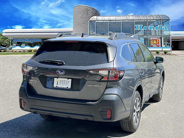 2022 Subaru Outback Premium photo 3
