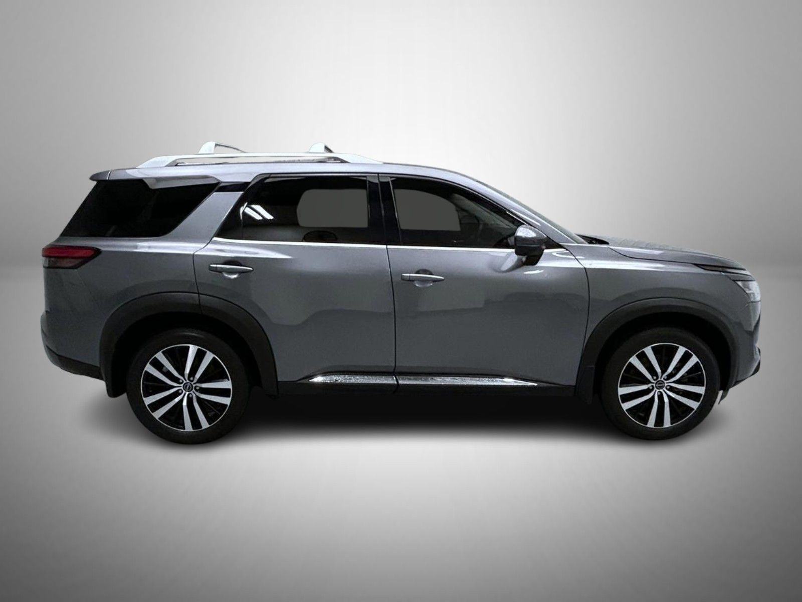 2023 Nissan Pathfinder Platinum photo 4