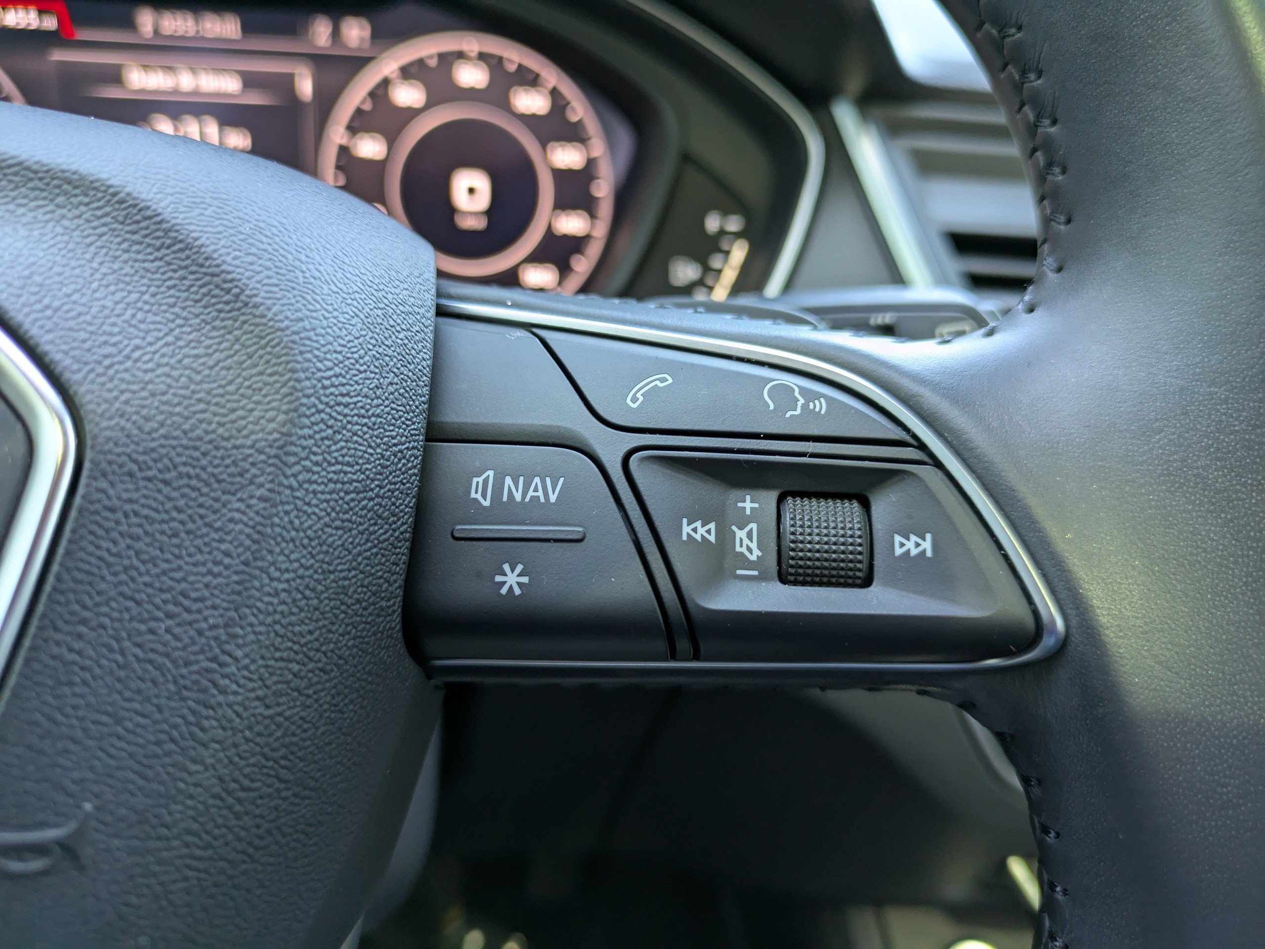 2020 Audi Q5 Premium Plus photo 22