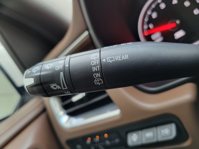 2021 Chevrolet Suburban High Country photo 39