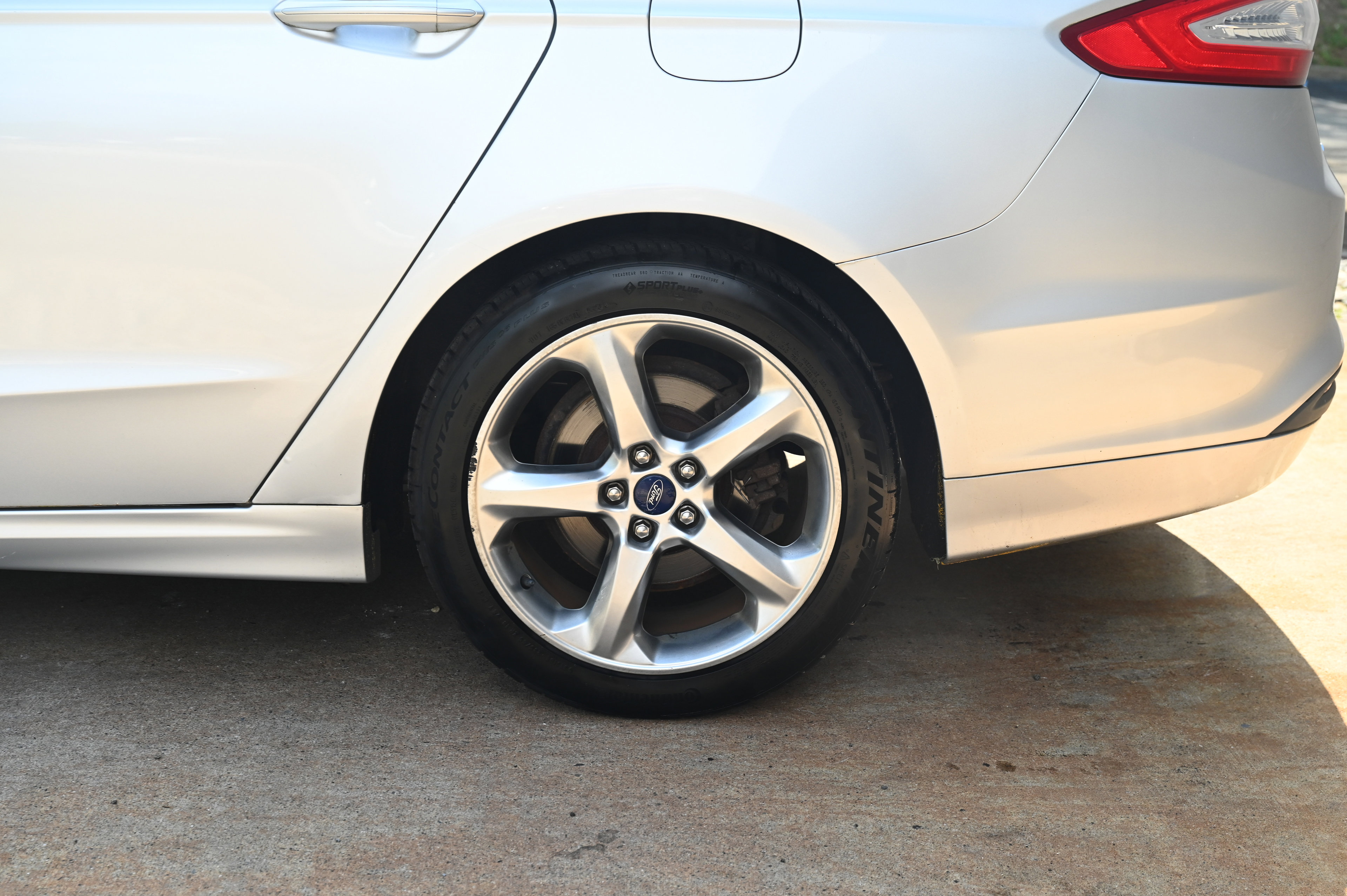 2014 Ford Fusion SE photo 11