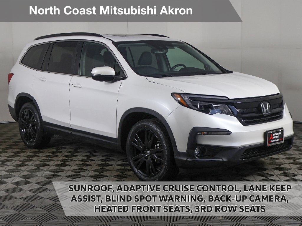 2022 Honda Pilot SE's photo