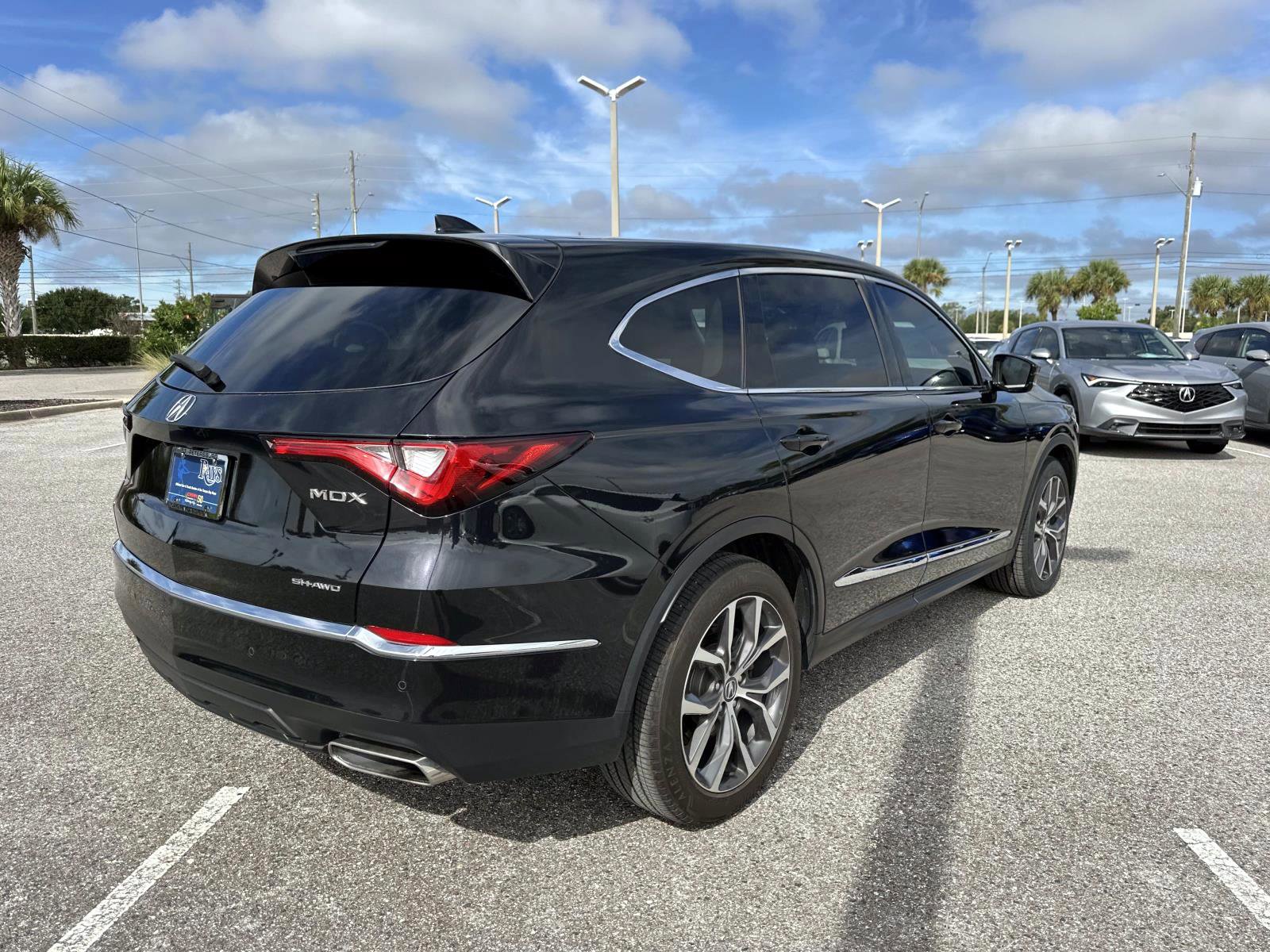 2023 Acura MDX SH-AWD Technology photo 4