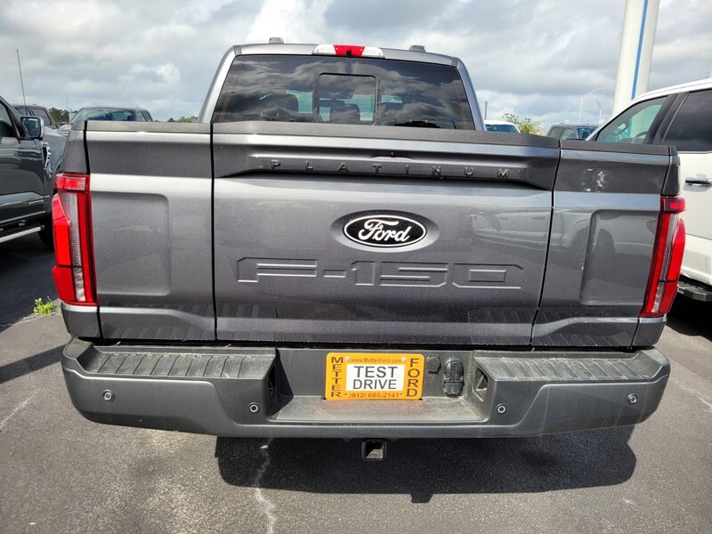 2025 Ford F-150 Platinum photo 10