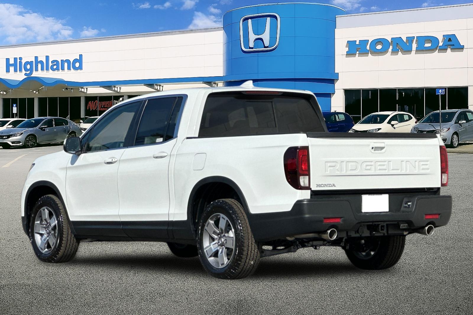 2025 Honda Ridgeline RTL photo 3