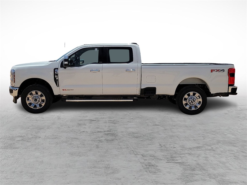 2025 Ford F-350 photo 6