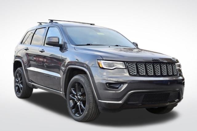 2020 Jeep Grand Cherokee Altitude's photo