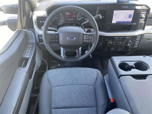 2026 Ford F-250 XL photo 2