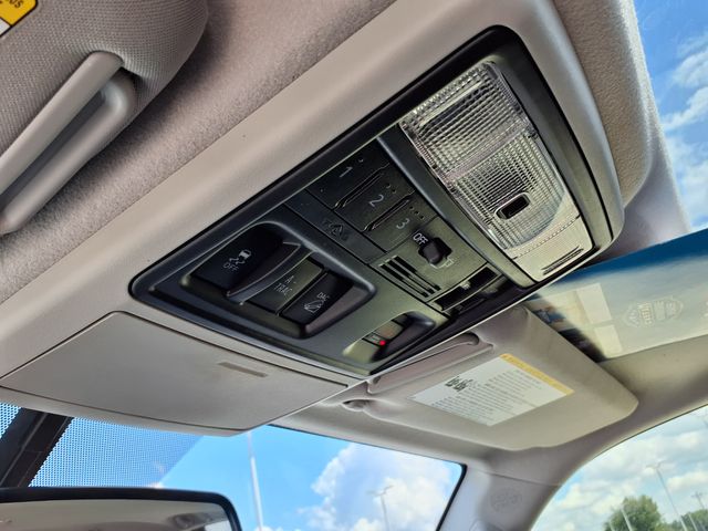 2017 Toyota 4Runner Limited photo 28