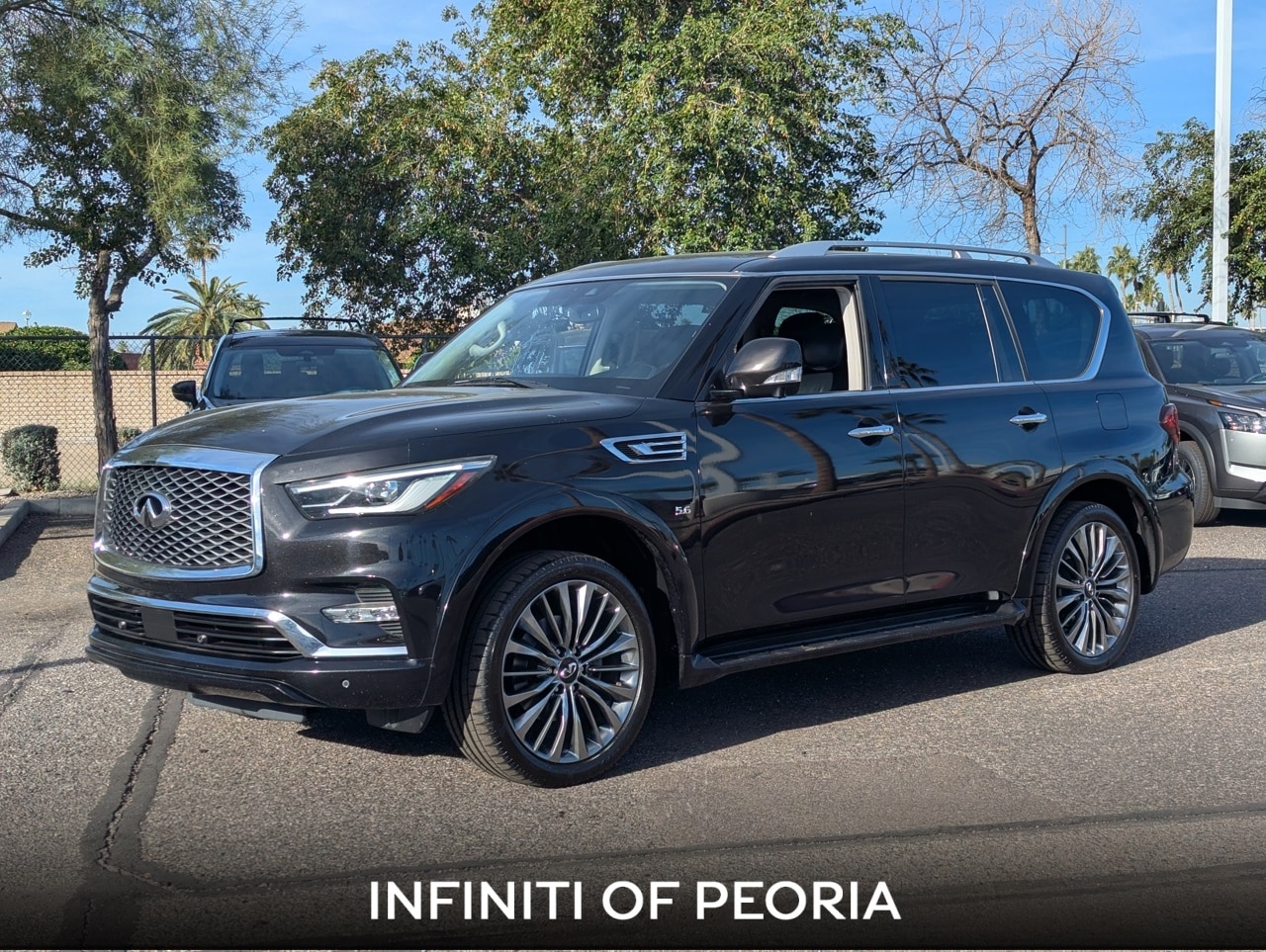 2018 INFINITI QX80 Base's photo
