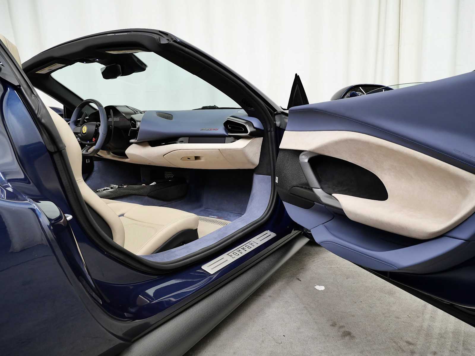 2024 Ferrari 296 GTS photo 13