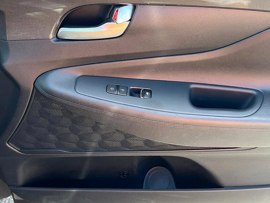 2023 Hyundai Santa Fe SEL photo 21