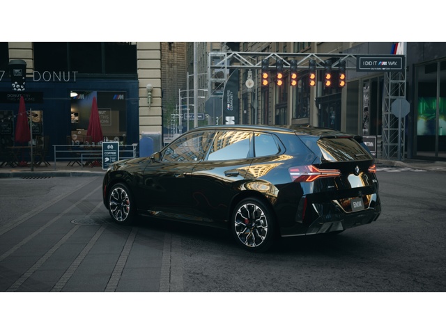 New 2025 Black Sapphire Metallic BMW 30 xDrive image 2