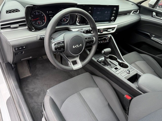2023 Kia K5 LXS photo 11